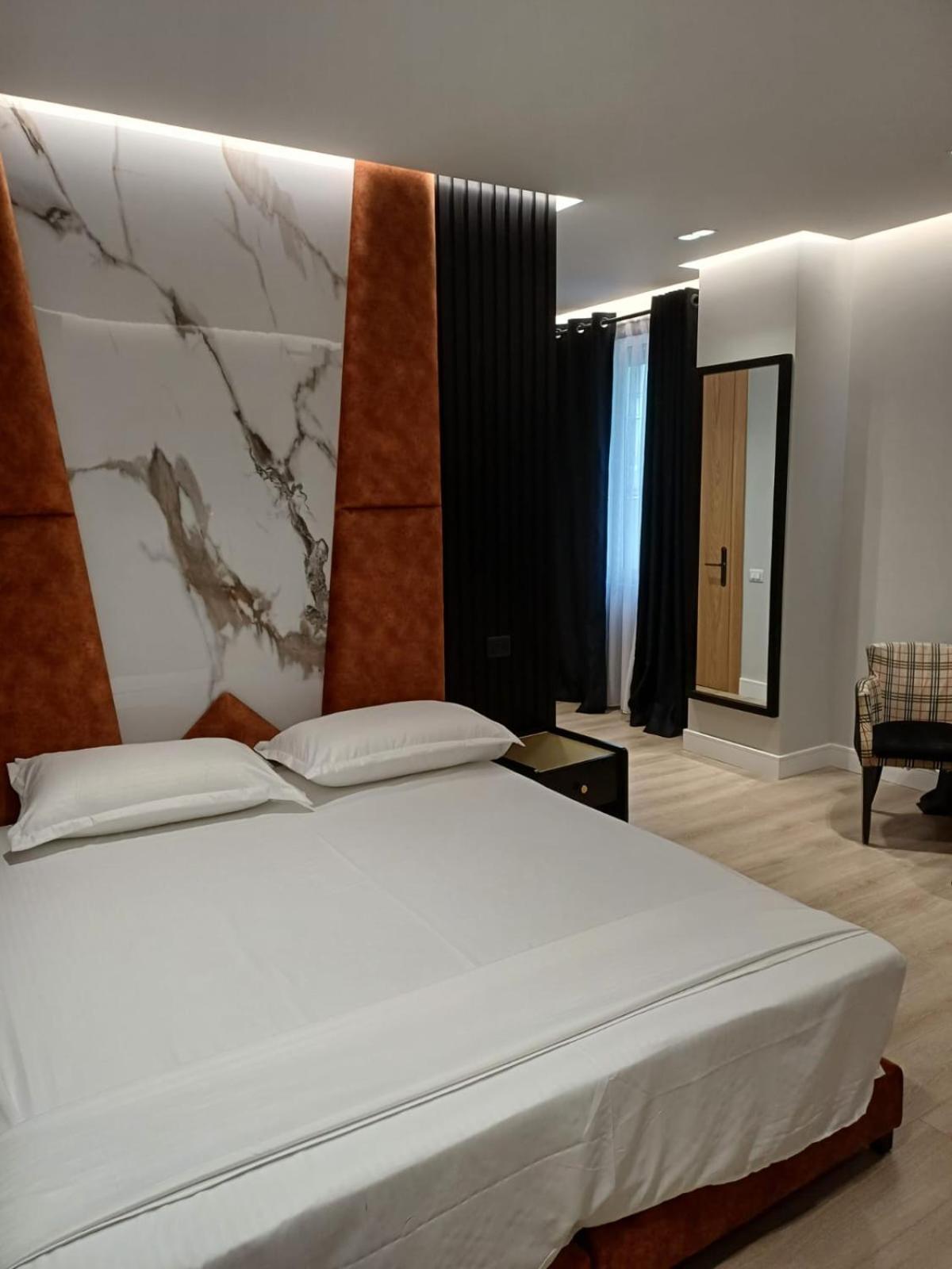 Oxygen Boutique Hotel 4*