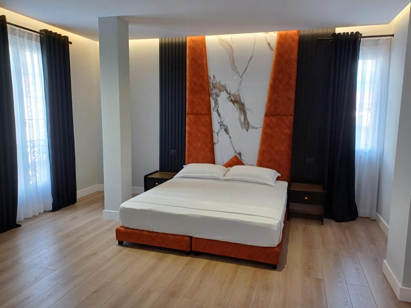 Oxygen Boutique Hotel 4*